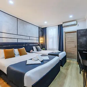 Hotel La Pazza Istanbul