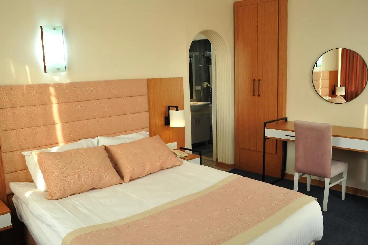 Lion City Hotel Ankara 3*,